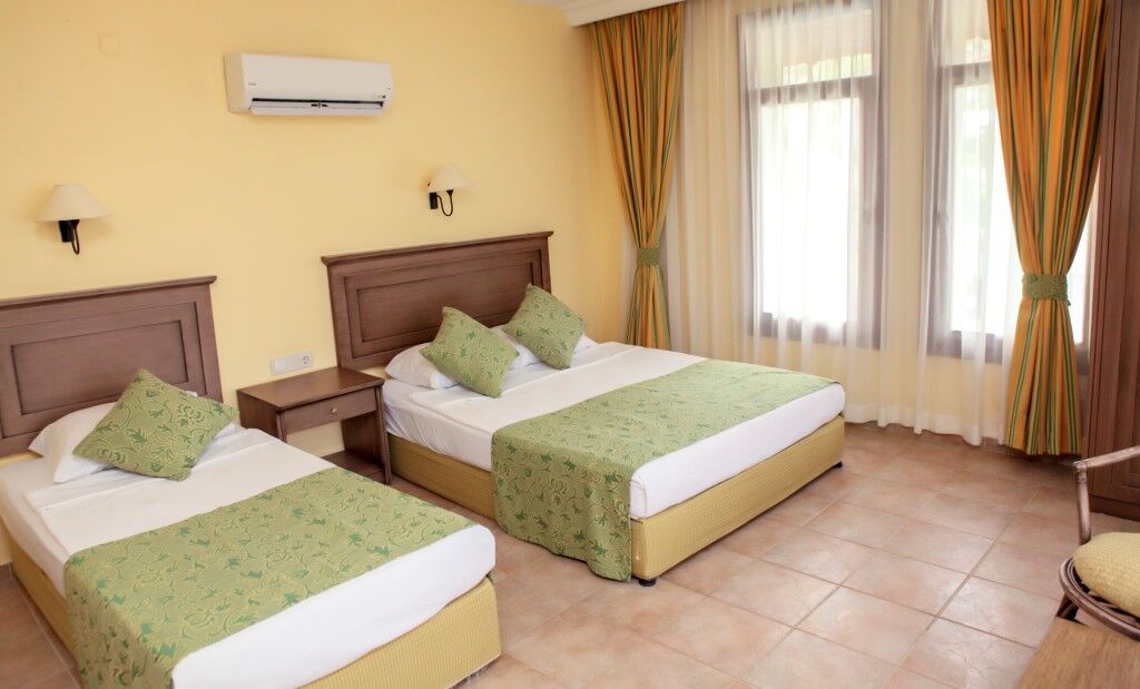 Club Tropical Beach Hotel Toslak Exterior photo